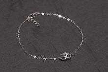 Load image into Gallery viewer, Elegant Om Bracelet in Sterling Silver
