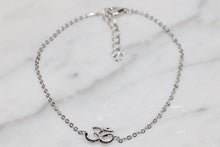 Load image into Gallery viewer, Elegant Om Bracelet in Sterling Silver