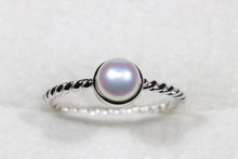 Load image into Gallery viewer, Pearl Rope Ring in Sterling Silver