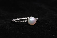 Load image into Gallery viewer, Pearl Rope Ring in Sterling Silver