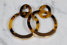 Load image into Gallery viewer, Fashion Loop Earrings
